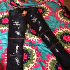 Men’s ripped up jeans